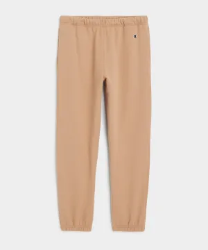 Champion Canadian Fleece Relaxed Sweatpant in Camel