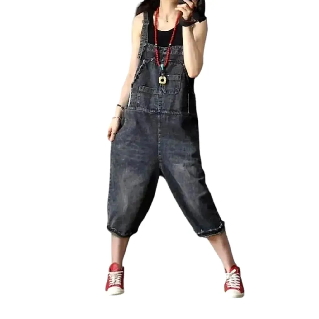 Fashionable denim dungaree for ladies