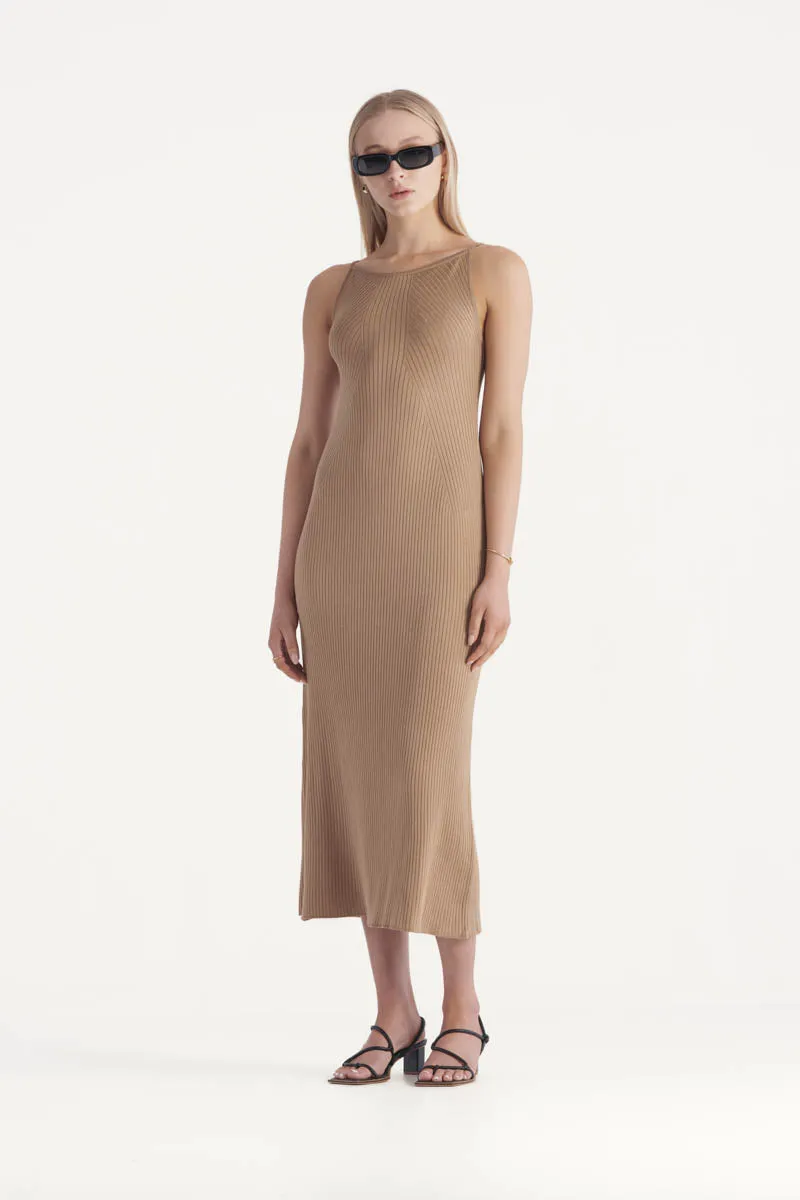 Mills Knit Dress Camel