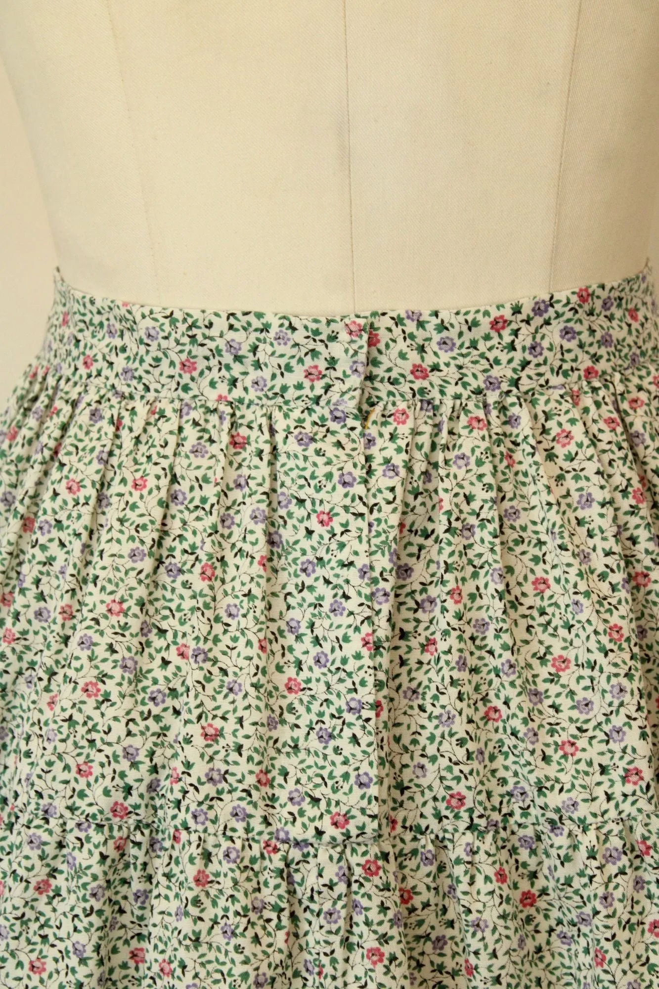 Vintage 1970s 1980s Floral Print Calico Skirt