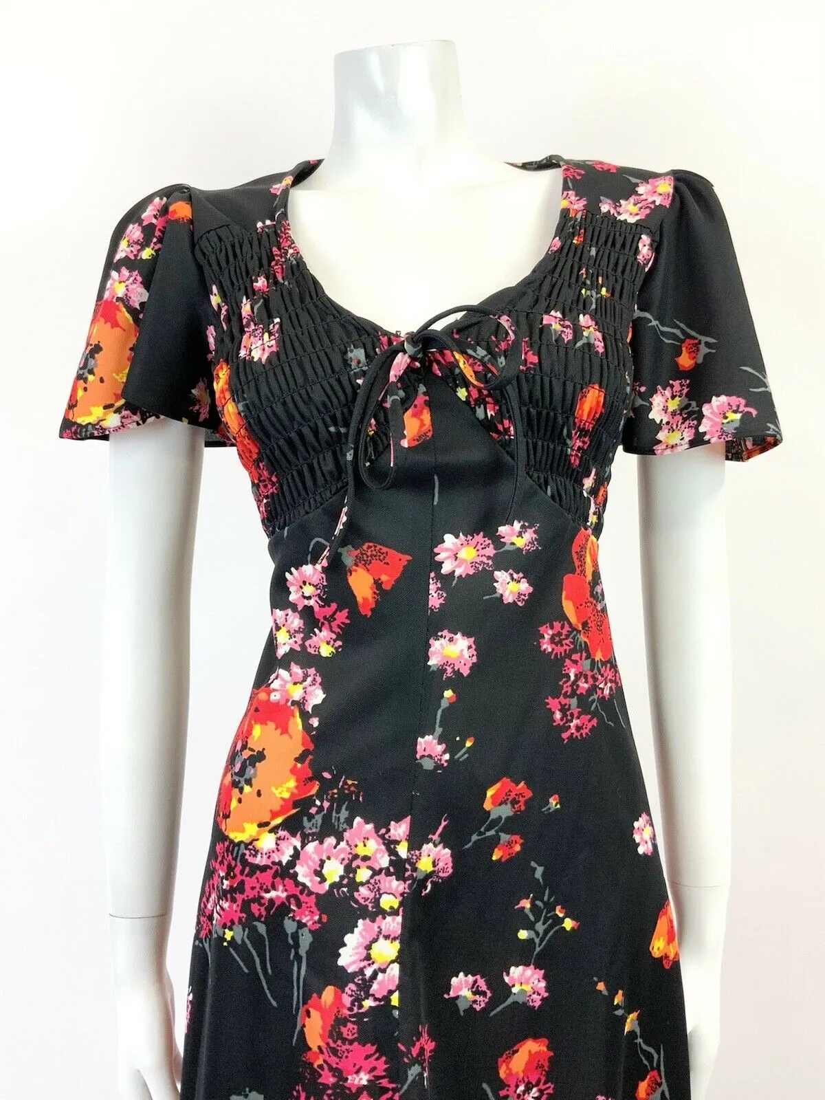 VINTAGE 60s 70s BLACK PINK ORANGE FLORAL BELL SLEEVE SUMMER FLARED DRESS 12 14